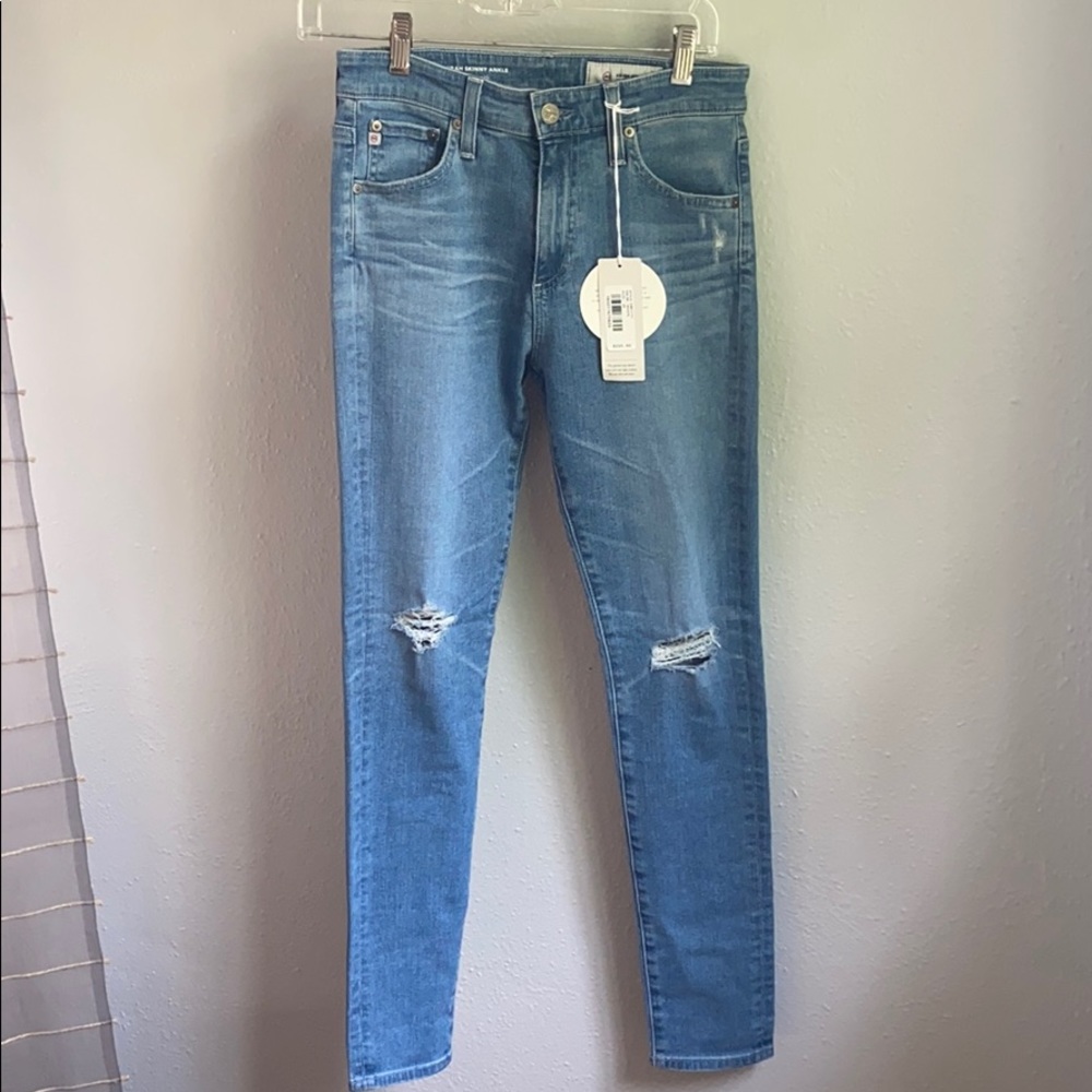 AG Farrah Skinny Ankle Size 26